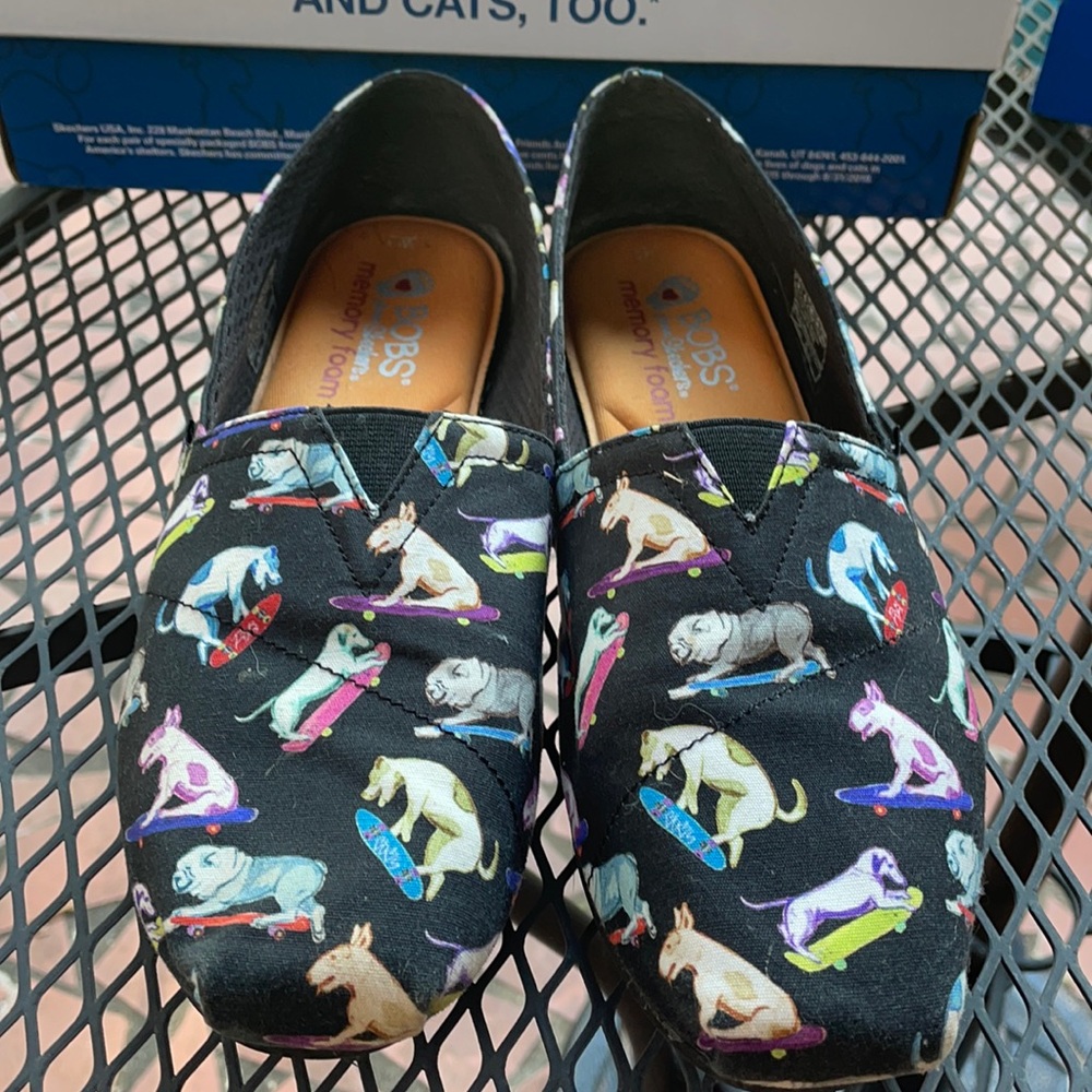 Size 9 Bobs for Dogs Skechers
